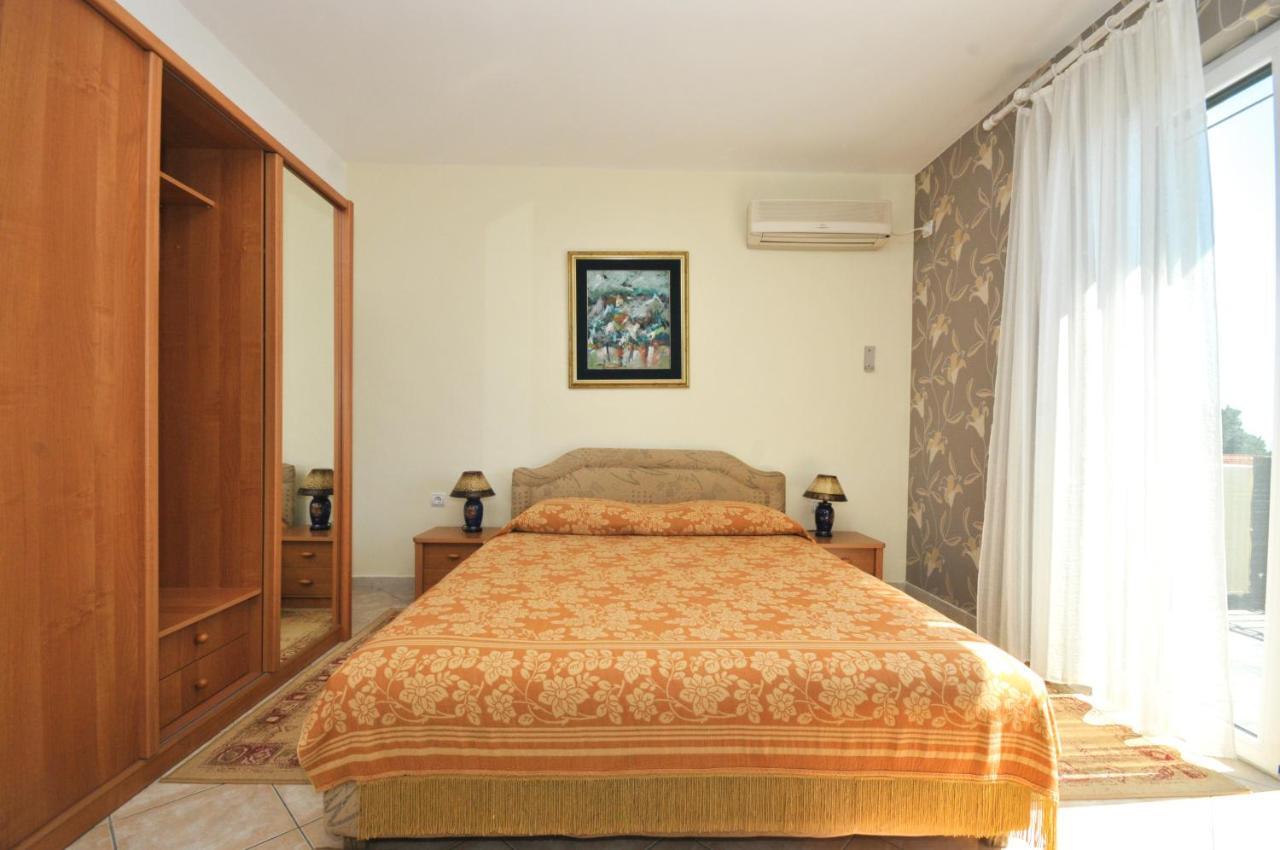 Apartments Balic Sveti Stefan Exteriör bild