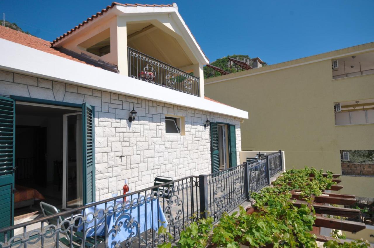 Apartments Balic Sveti Stefan Exteriör bild